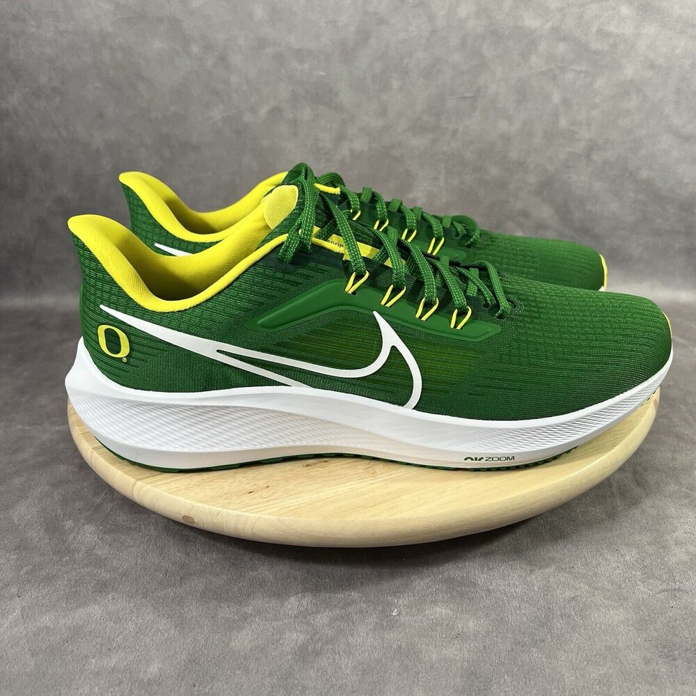 Oregon Ducks Nike Air Zoom Pegasus 39 Mens 12.5 Running Sneaker Shoes DR1970-300
